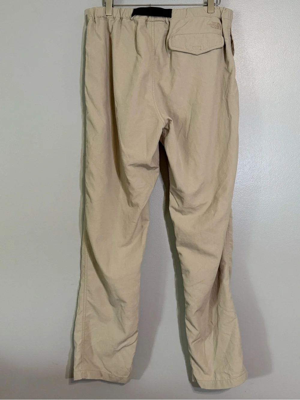 The North Face Men's size Medium Casual Elastic Waist Tan Pants